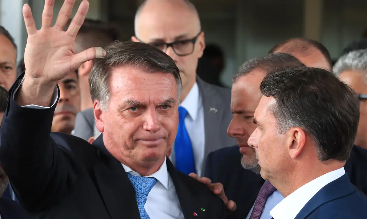 Prisão de Bolsonaro pode ser decretada a qualquer momento