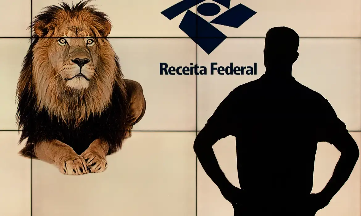Declaração do Imposto de Renda 2025: veja documentos necessários, vantagens da declaração pré-preenchida e como evitar erros que levam à malha fina