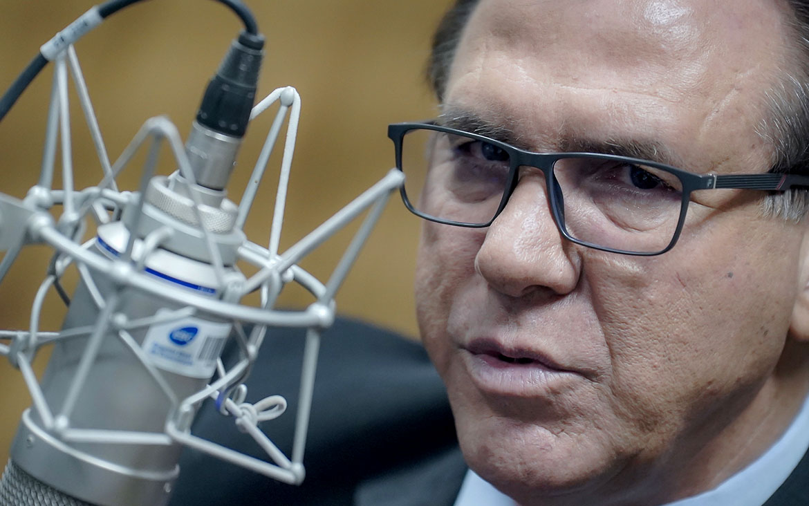 Voz do Brasil desta sexta traz Luiz Marinho para detalhar Crédito do Trabalhador — Agência Gov