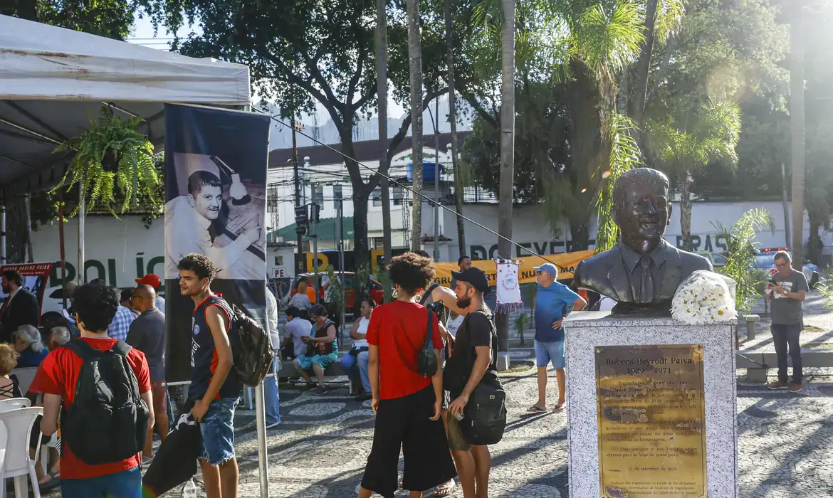 Ato no Rio de Janeiro homenageia Rubens Paiva e torturados políticos