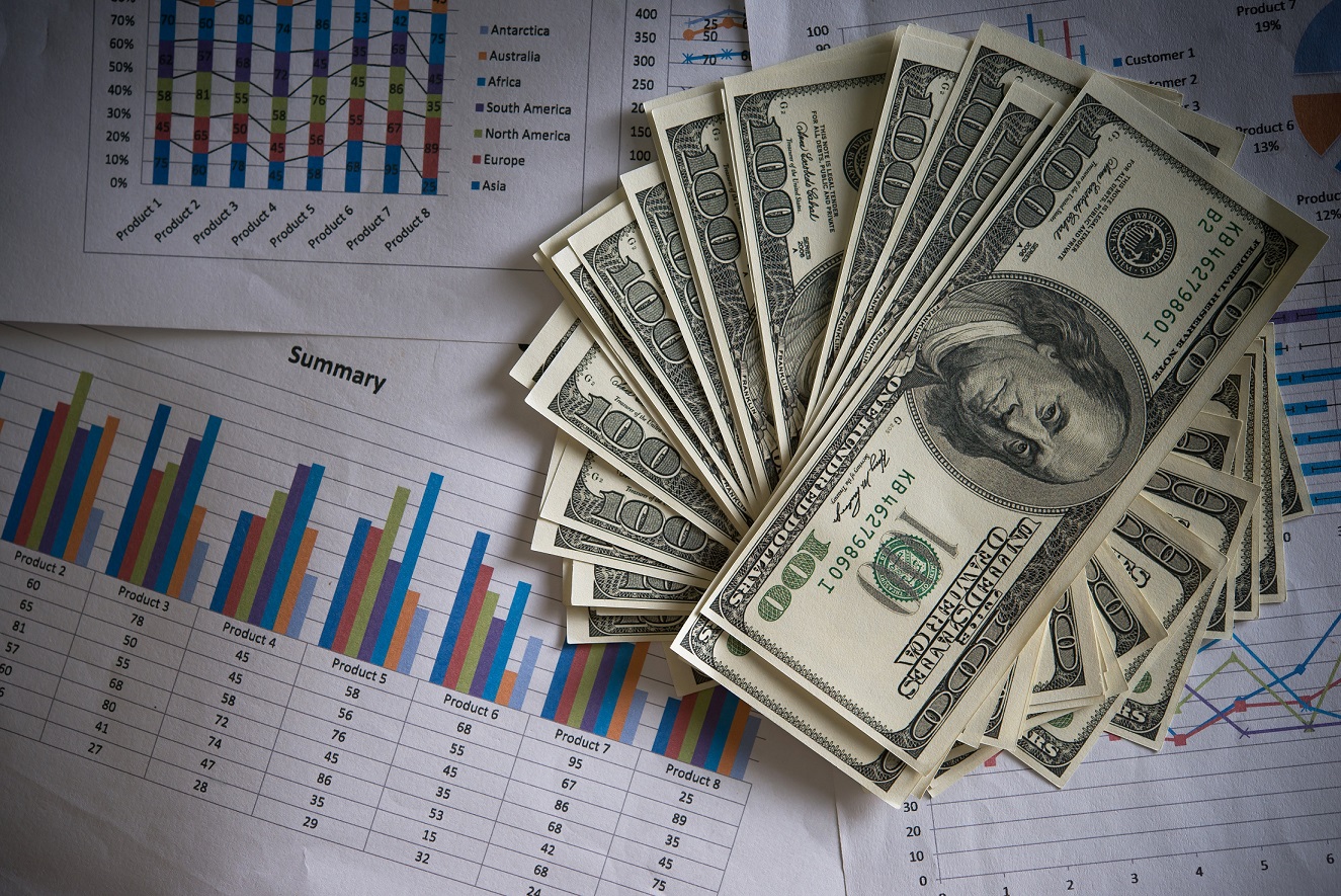 Como transformar a alta do dólar em lucro?