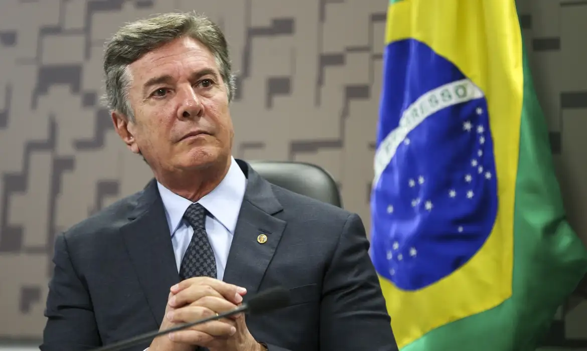 STF determina prisão imediata do ex-presidente Fernando Collor