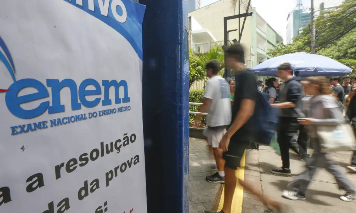 Enem 2025: Veja quem tem direito à isenção da taxa