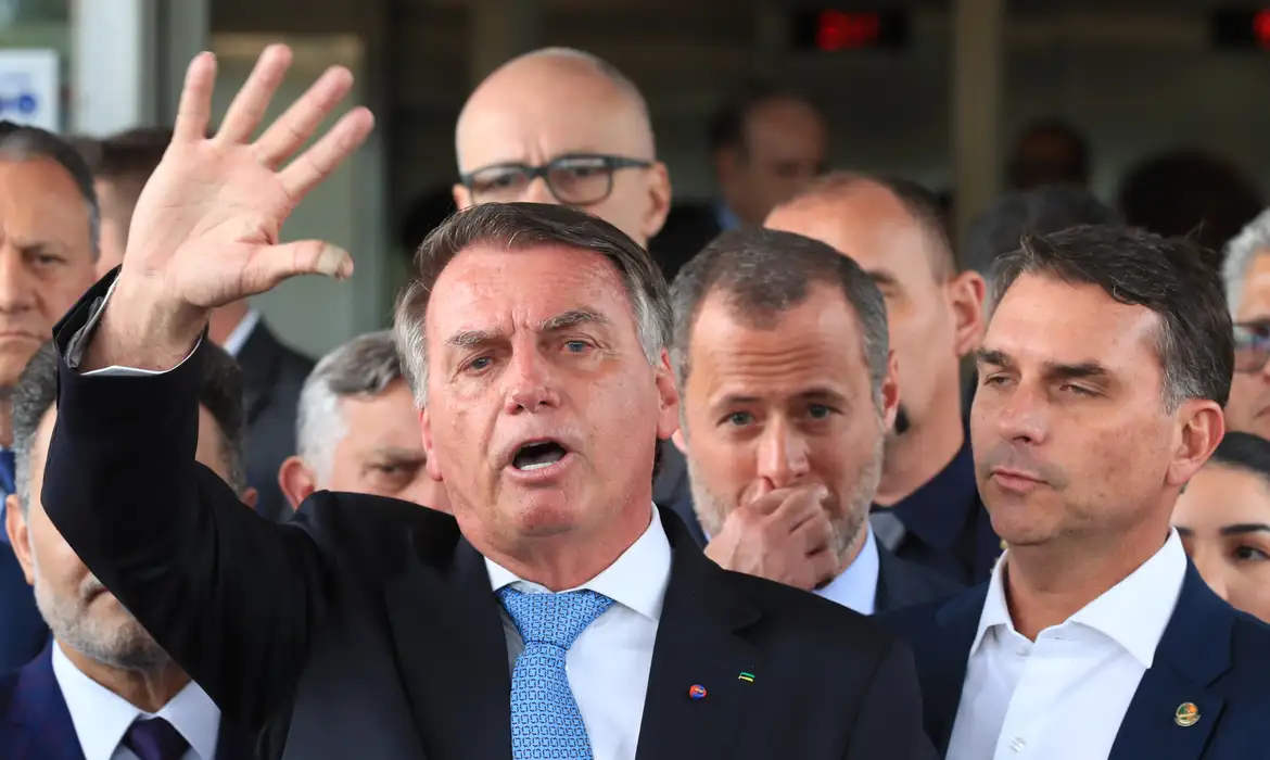 STF nega pedido de prisão de Jair Bolsonaro