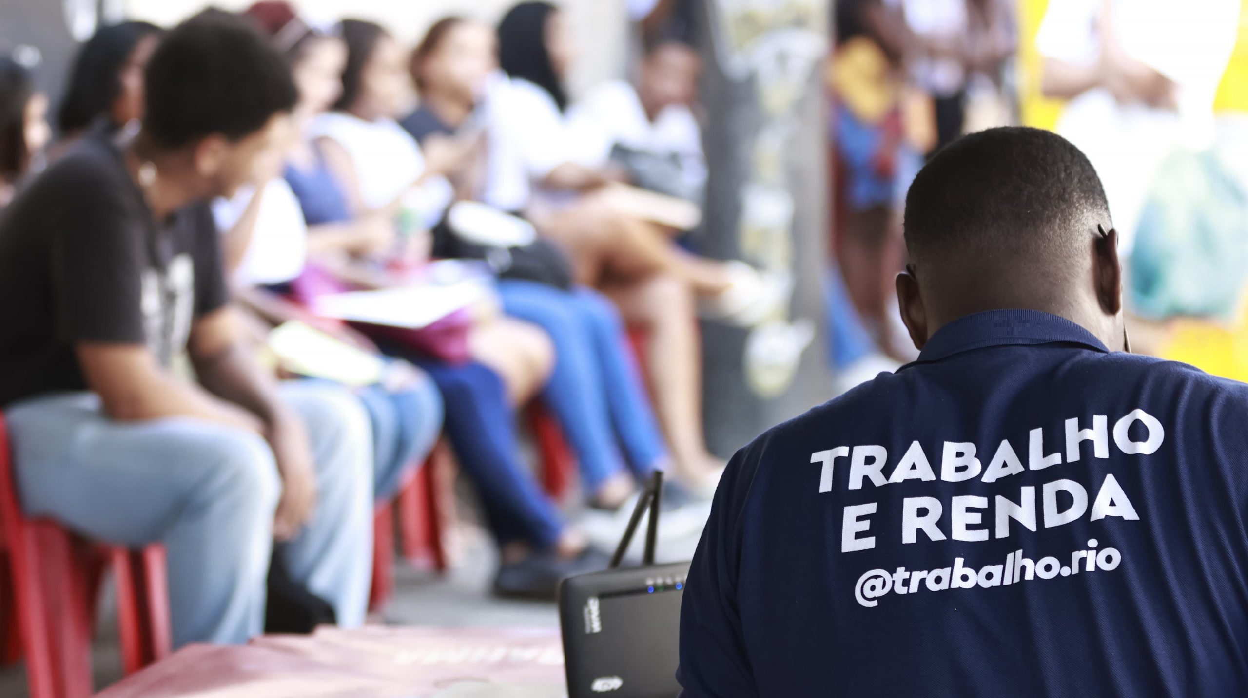 Rio abre 2.145 vagas de emprego, muitas sem exigência de experiência