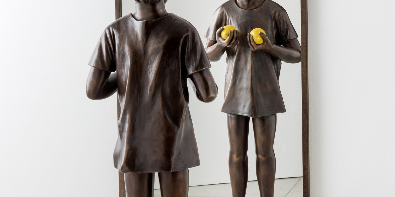 Rio recebe exposição que celebra o cotidiano em esculturas de bronze