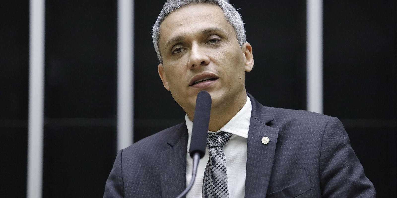Moraes suspende ação penal contra deputado federal gustavo gayer