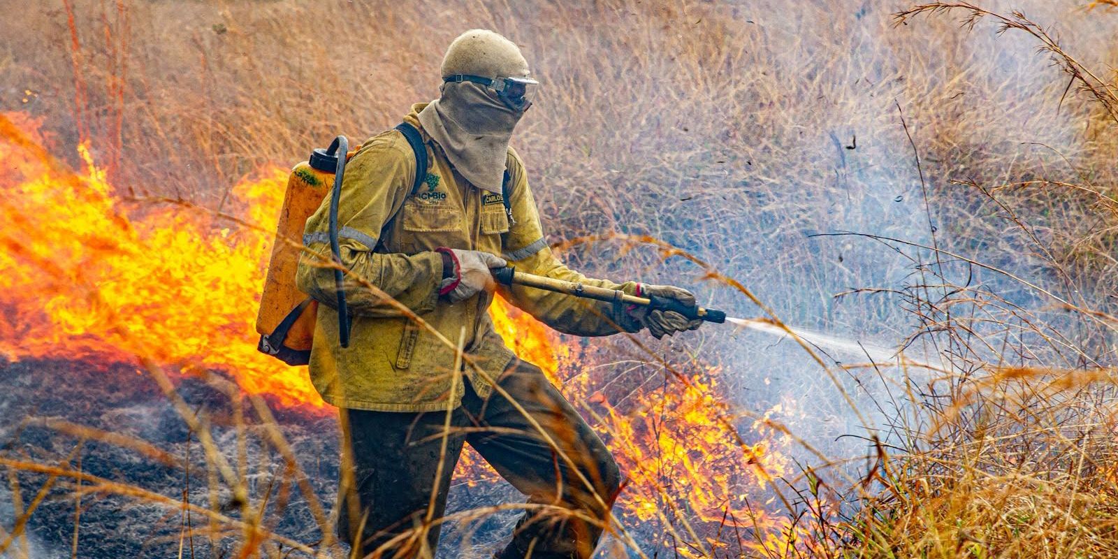 Raios provocam novo incêndio na chapada dos veadeiros