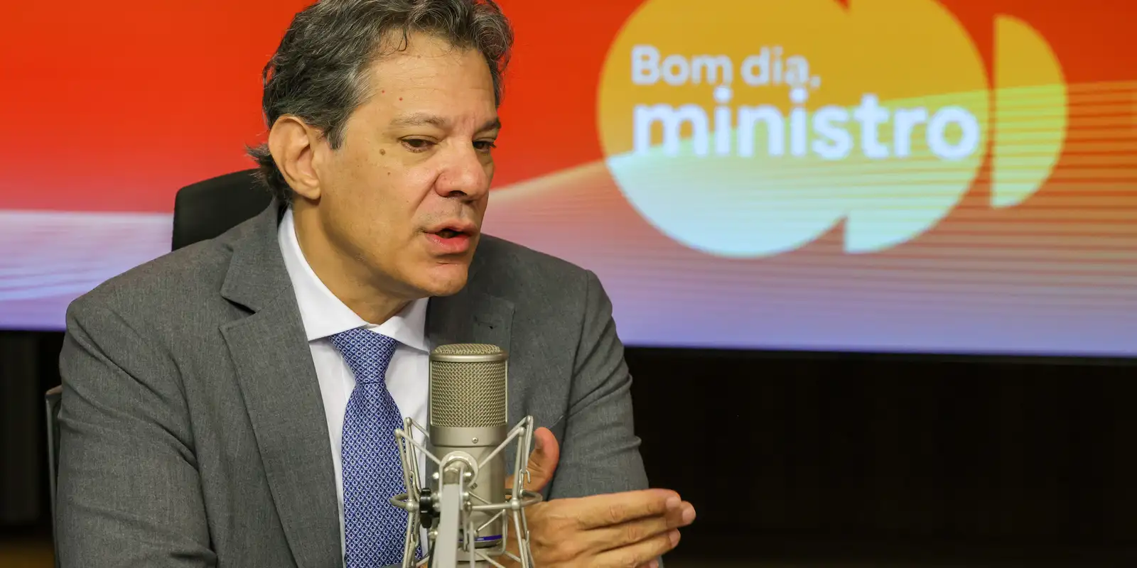 Governo estuda implementação de tarifa zero no transporte público