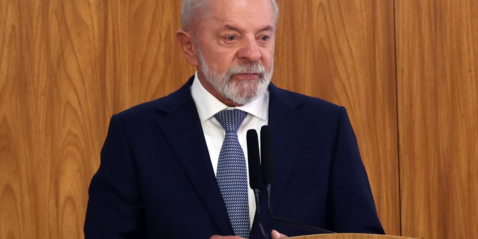 Lula celebra prisão de bolsonaro e aliados como lição democrática