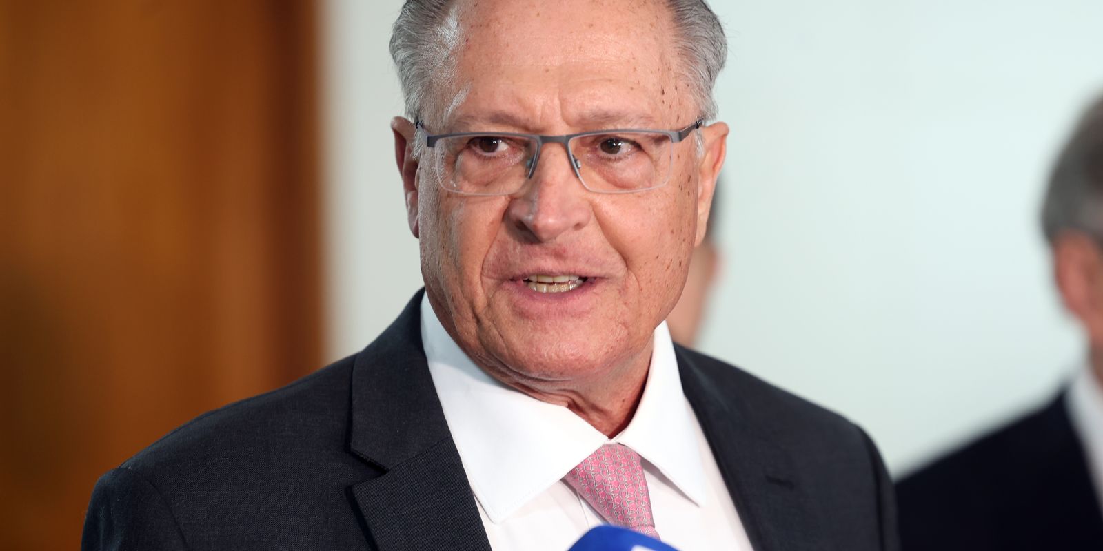 Alckmin analisa corte de tarifas dos eua: progresso com ressalvas