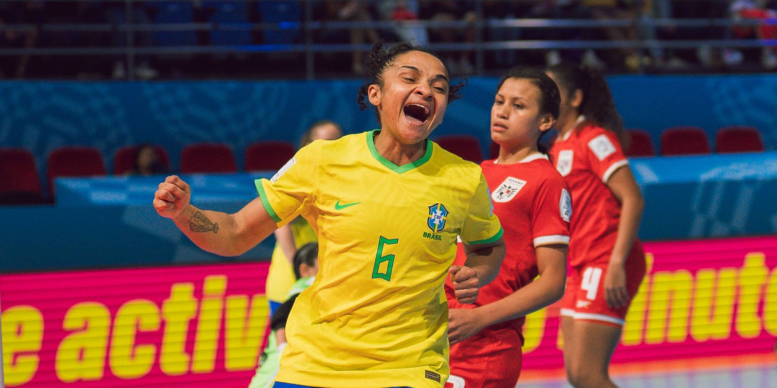 Brasil fecha fase de grupos com imponente vitória sobre panamá