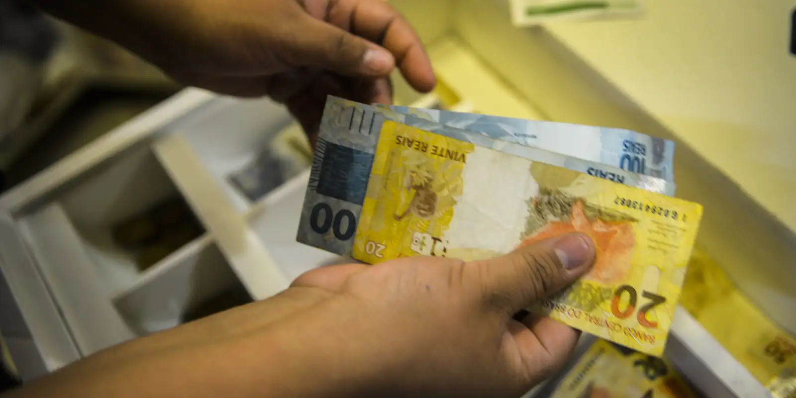 Abono salarial: lote extra de r$ 156,4 milhões liberado hoje