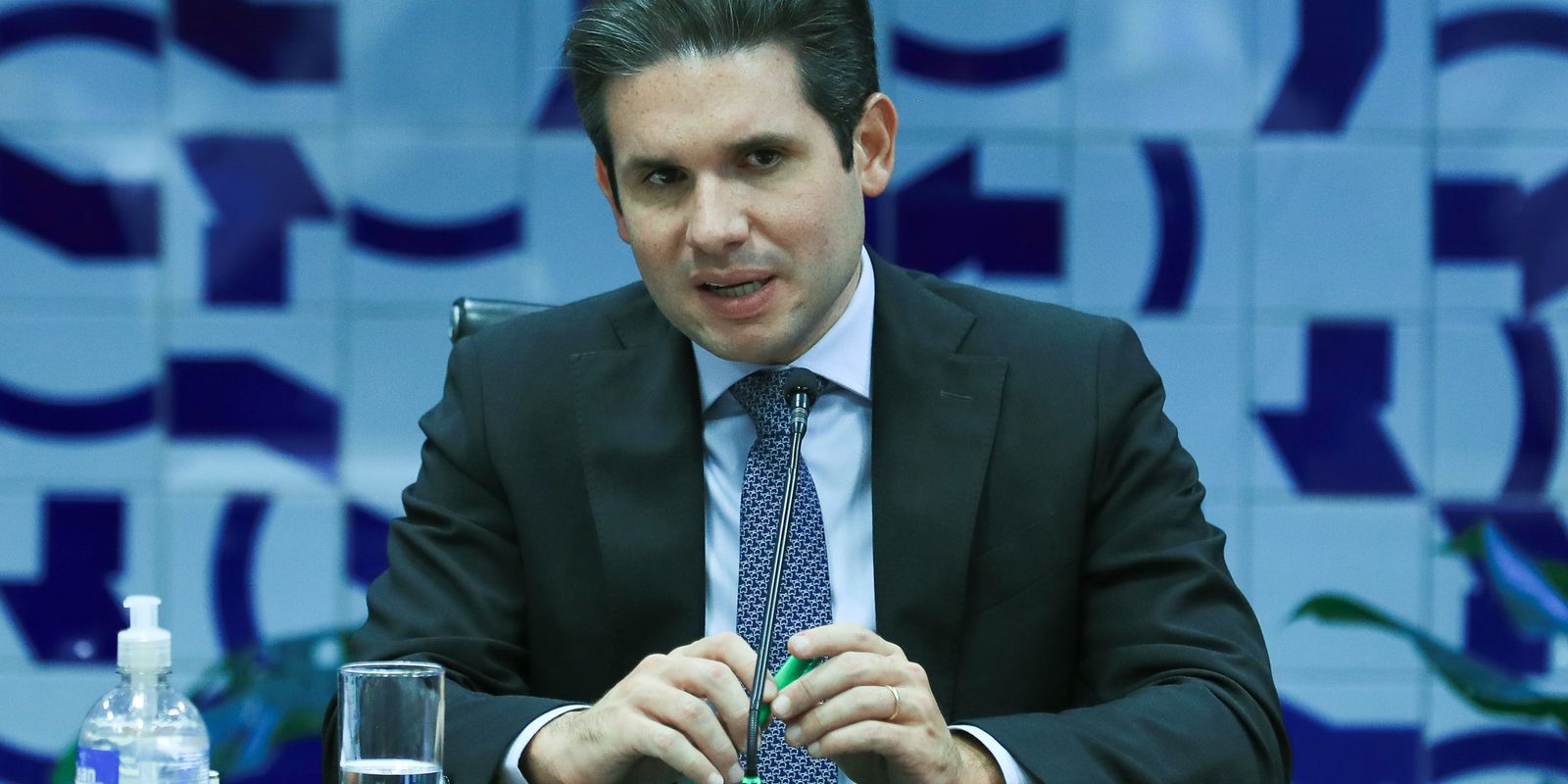 Motta mantém votação do pl antifacção apesar das críticas governamentais