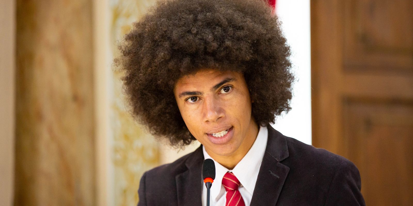 Deputado do paraná se envolve em briga de rua e alega racismo