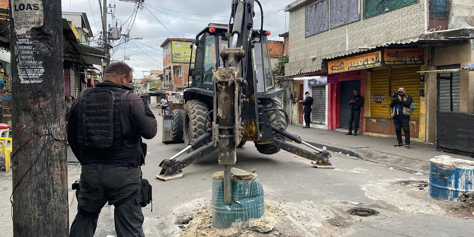 Senado aprova lei que criminaliza barricadas usadas para fins ilícitos