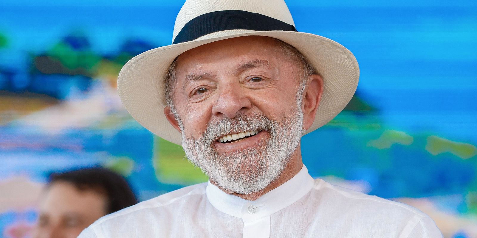 Lula realiza cirurgia de catarata e já recebe alta hospitalar