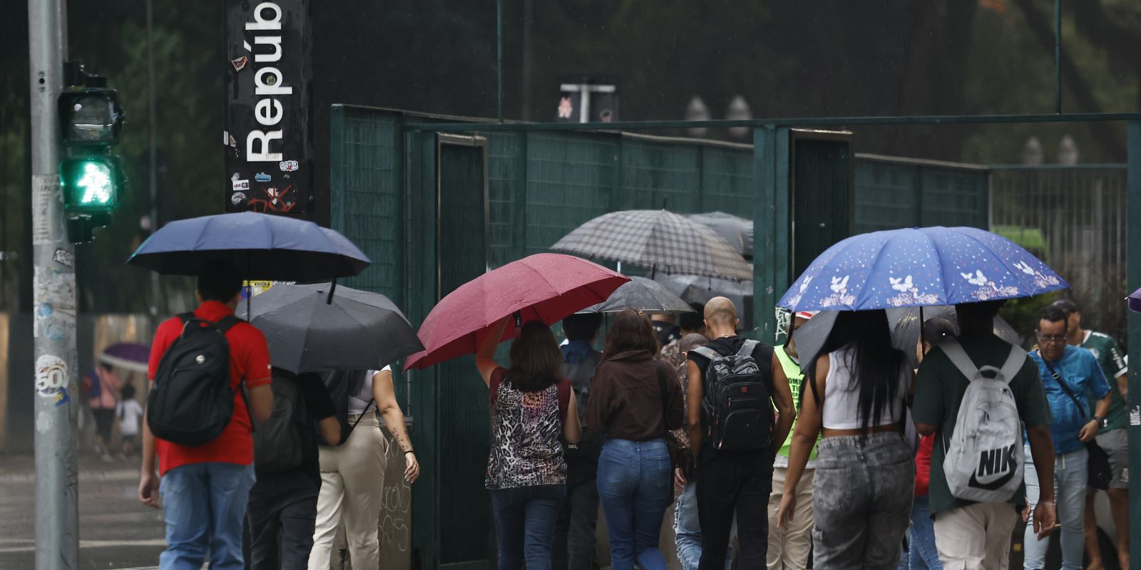 Chuva intensa em São Paulo: idoso morre arrastado por enchente e vítimas chegam a 13