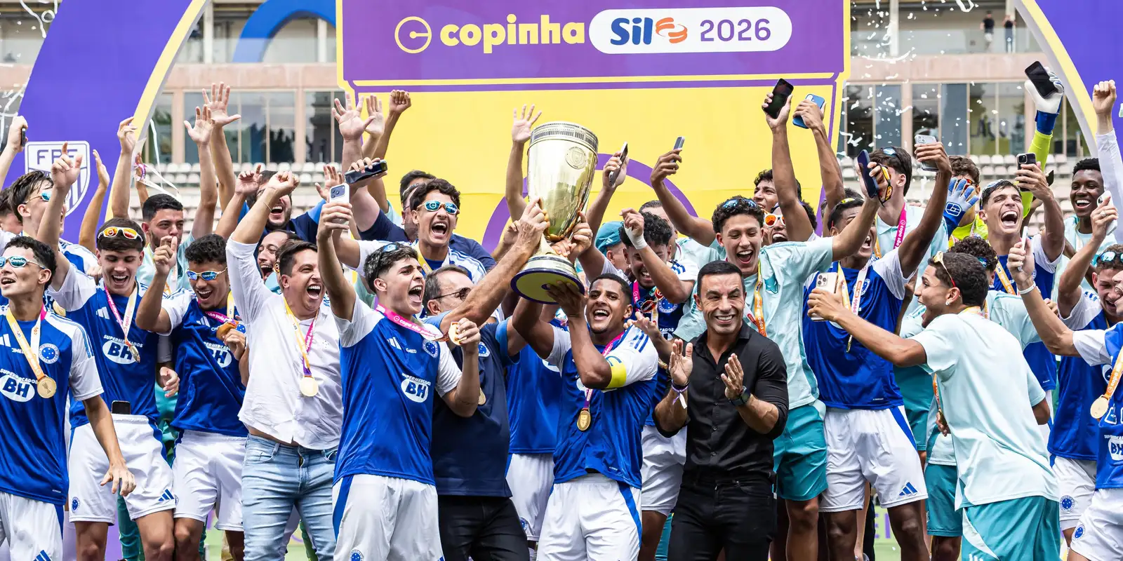Cruzeiro é bicampeão da Copinha após 19 anos: saiba como foi a campanha invicta