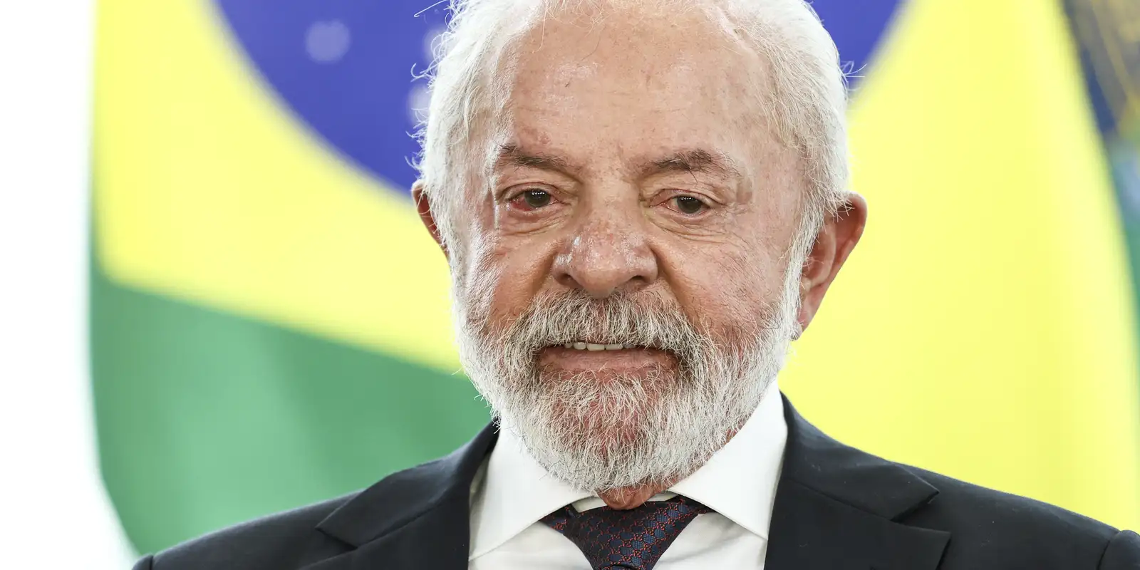 Lula e Mulino alinham pautas em telefonema antes de visita estratégica ao Panamá