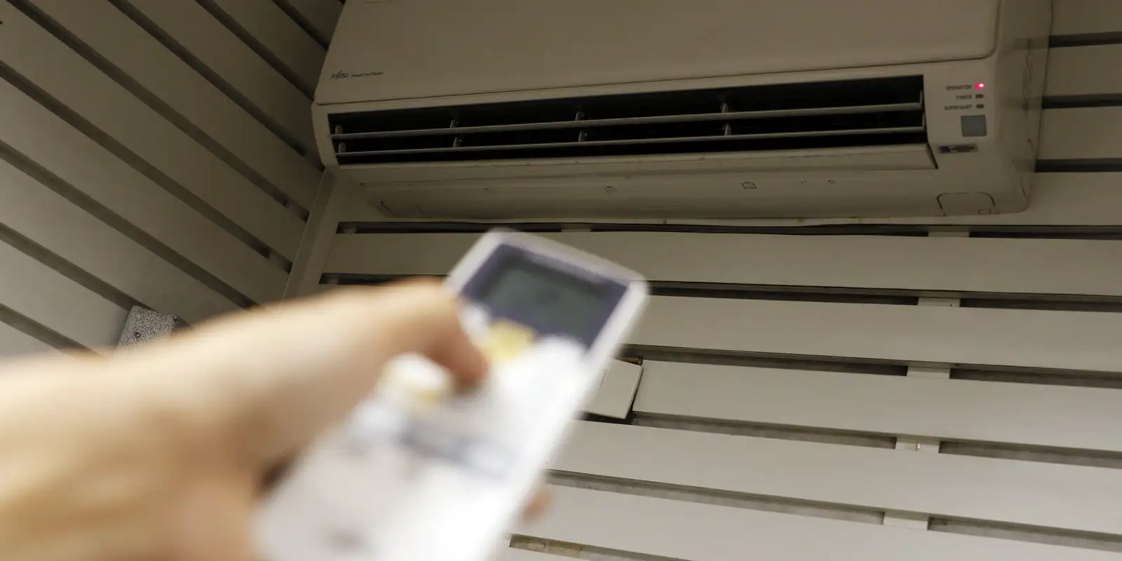 Ar-condicionado: veja como economizar até 40% na conta de luz com dicas de especialista