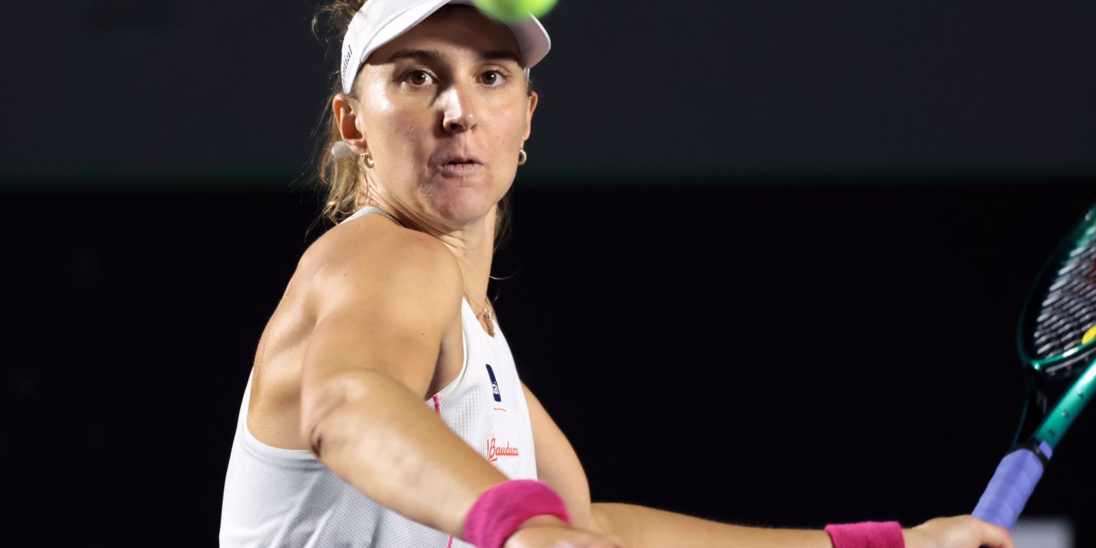 Bia Haddad sofre eliminação, mas Luisa Stefani avança no WTA de Adelaide