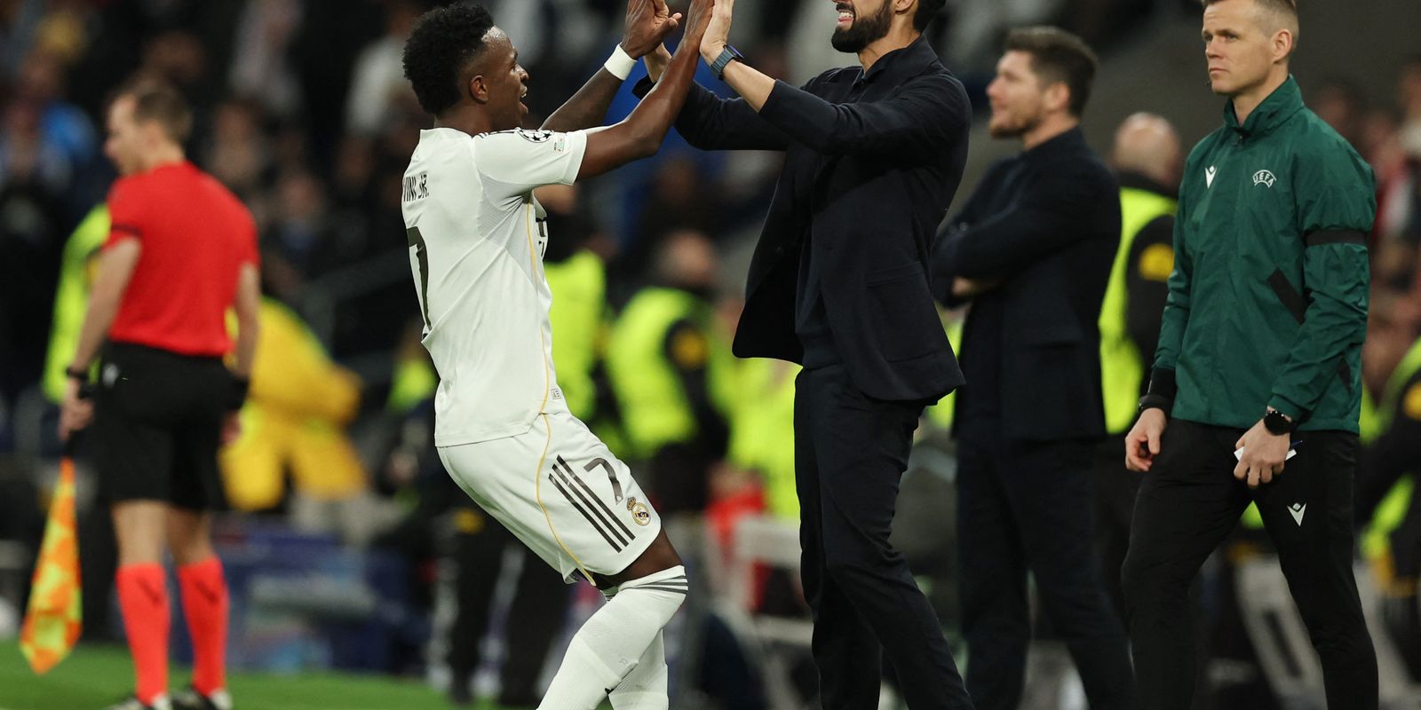 Vini Jr. cala críticas com atuação de gala e comanda goleada do Real Madrid na Liga dos Campeões