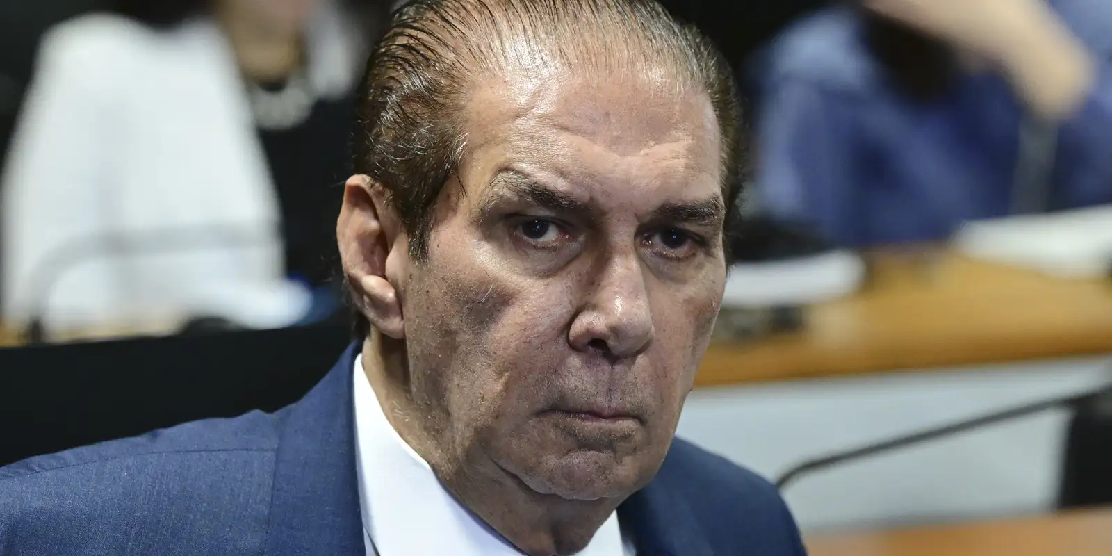 Senador Jader Barbalho é internado em Belém; veja o boletim médico