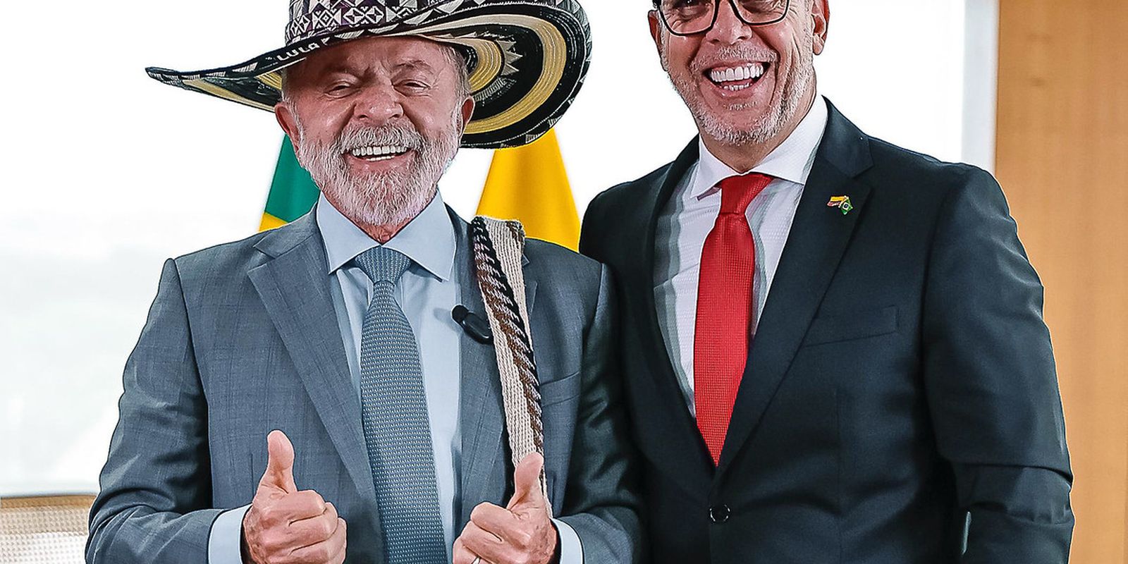 Lula recebe nove novos embaixadores e amplia relações diplomáticas do Brasil