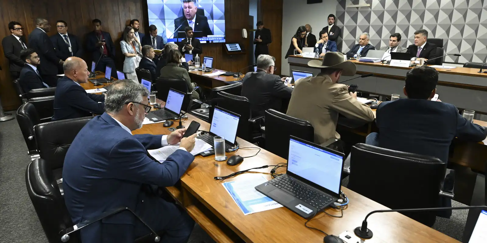 CPMI do INSS apela ao STF para garantir prorrogação dos trabalhos