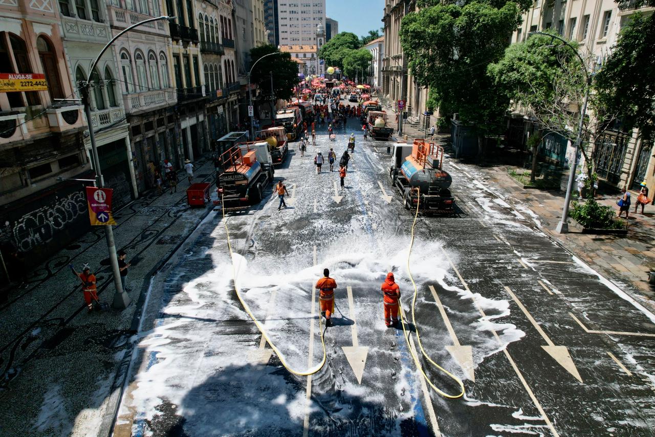 Megaoperação da Comlurb garante limpeza pesada no último fim de semana do Carnaval 2026