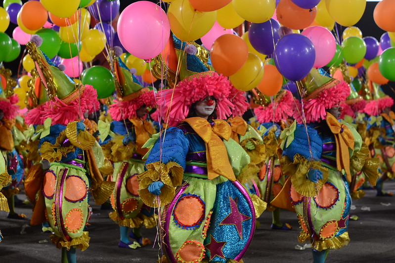 Carnaval 2026: os momentos imperdíveis do segundo dia de desfiles do Grupo Especial