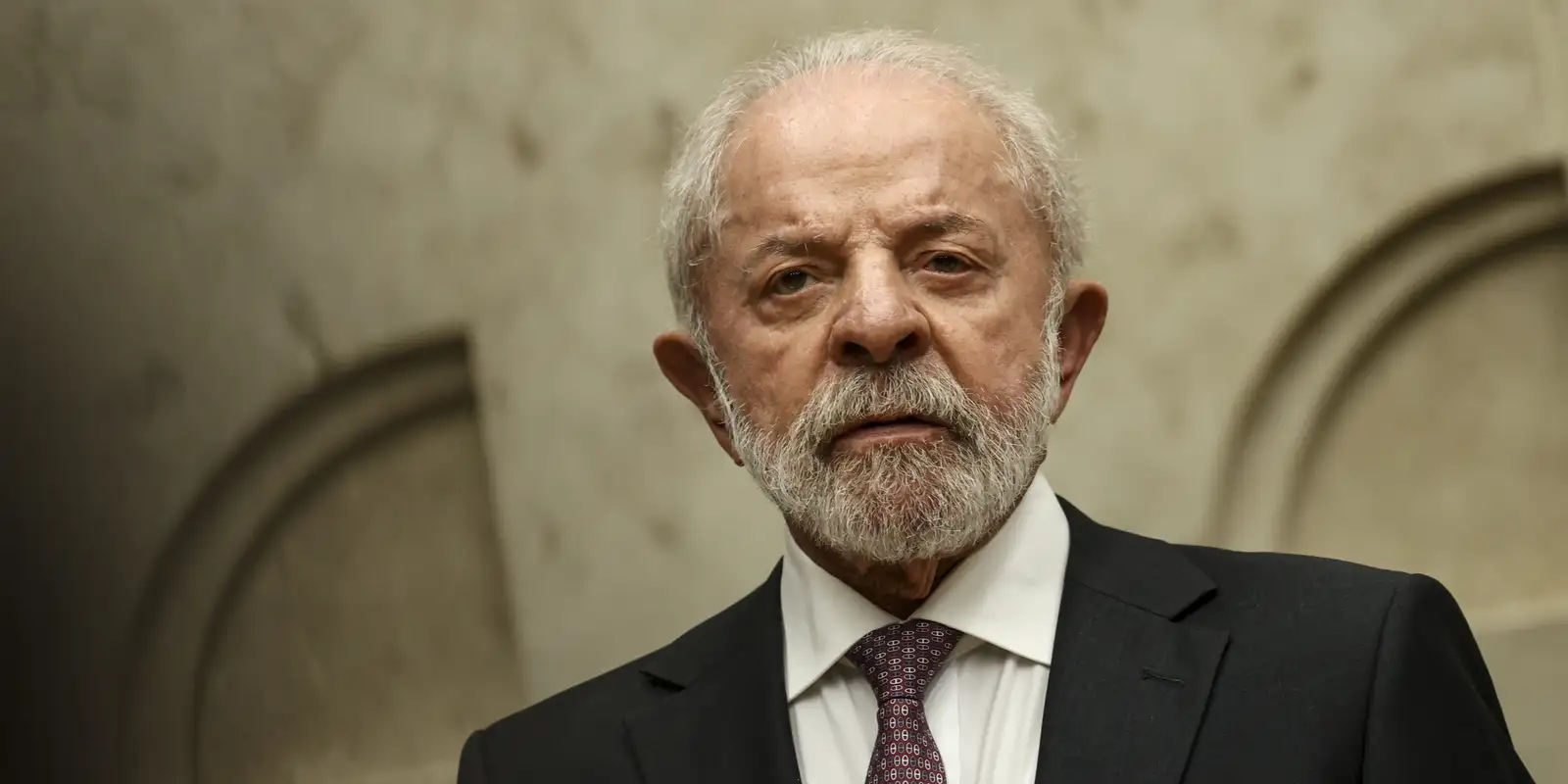 Lula convoca homens para liderar a luta contra o feminicídio no Brasil