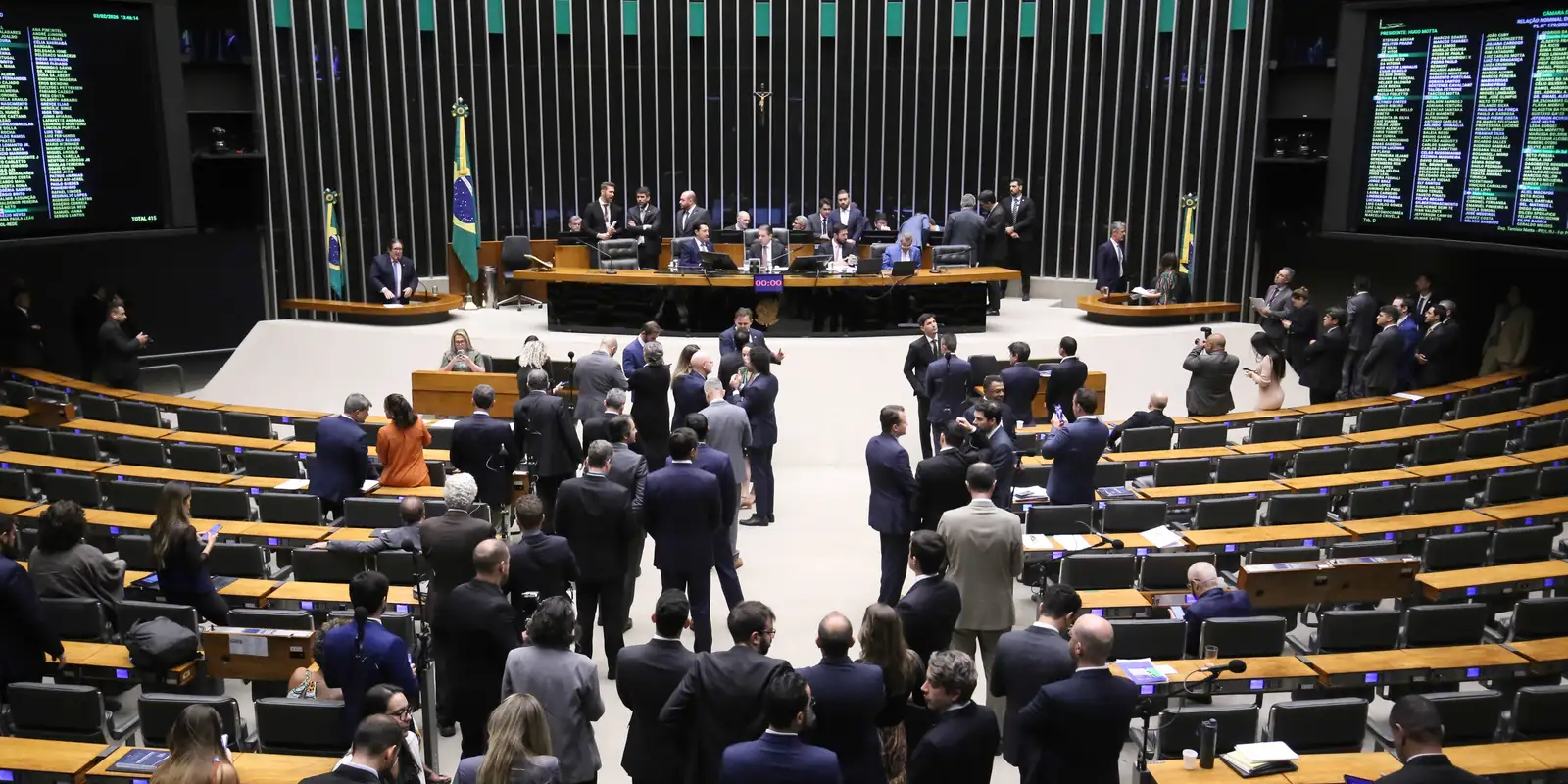 Câmara aprova nova lei e eleva penas contra crime organizado: saiba as mudanças