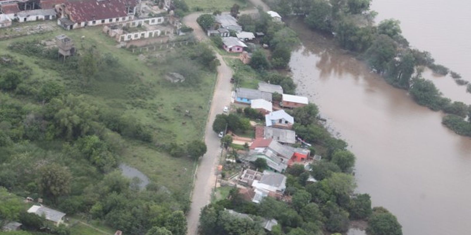 Alerta de chuvas intensas atinge 4 regiões do Brasil até sábado; veja os detalhes