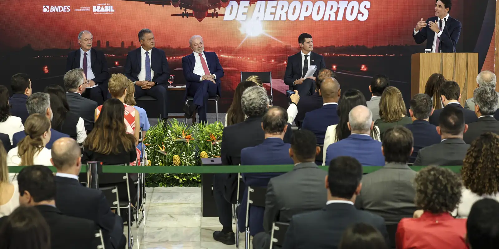 Plano bilionário: R$ 5,7 bilhões vão turbinar 11 aeroportos no Brasil