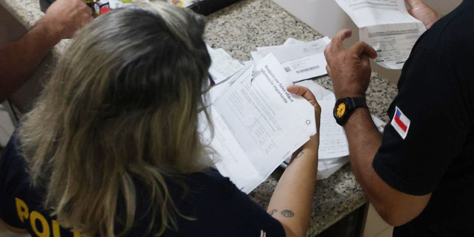 Polícia prende agentes públicos por colaboração com facção e lavagem de R$70 milhões no Amazonas