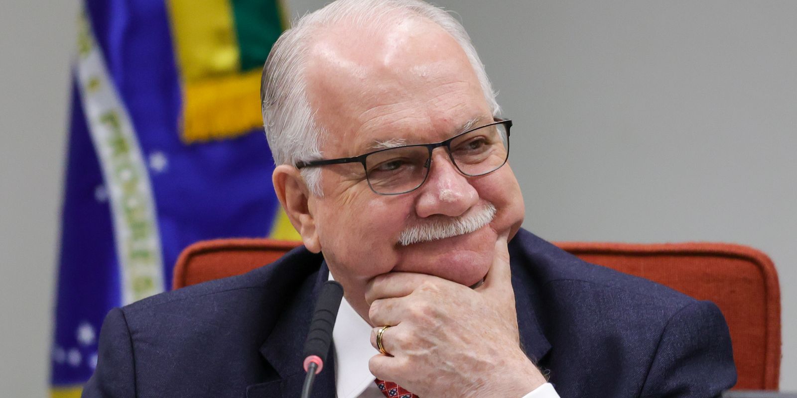 Urgente: Fachin reúne ministros do STF para decidir futuro de Toffoli no caso Banco Master