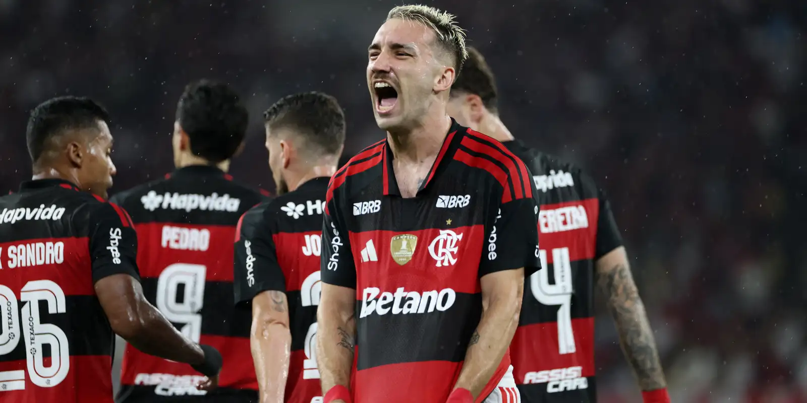 Flamengo goleia o Remo por 3 a 0 e garante vaga no G4 do Brasileirão