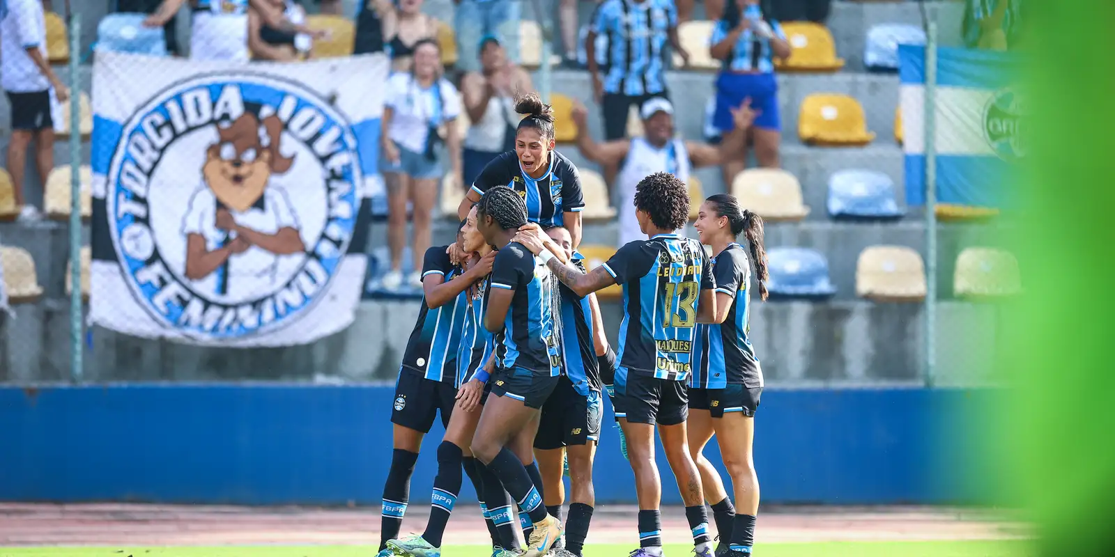 Primeira vitória: Grêmio supera Internacional em clássico Gre-Nal pelo Brasileiro Feminino