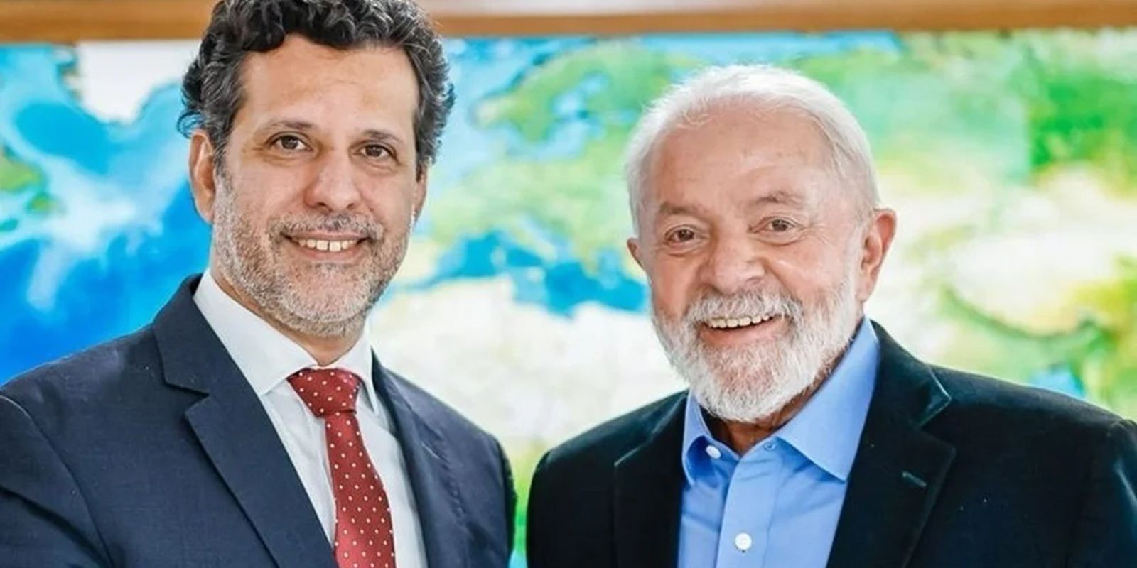 Lula anuncia Leonardo Barchini como novo ministro da Educação e projeta futuro da pasta