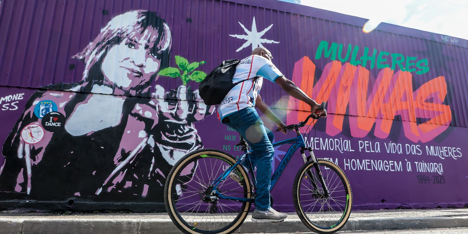 Mural de 140 metros na Marginal Tietê homenageia Tainara, vítima de feminicídio em São Paulo