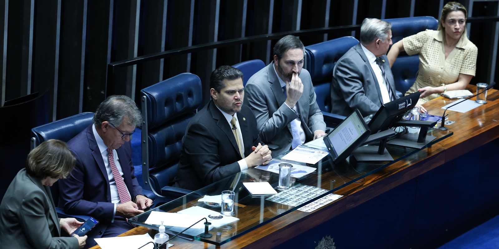 Estágio passa a valer como experiência profissional em nova lei aprovada pelo Senado