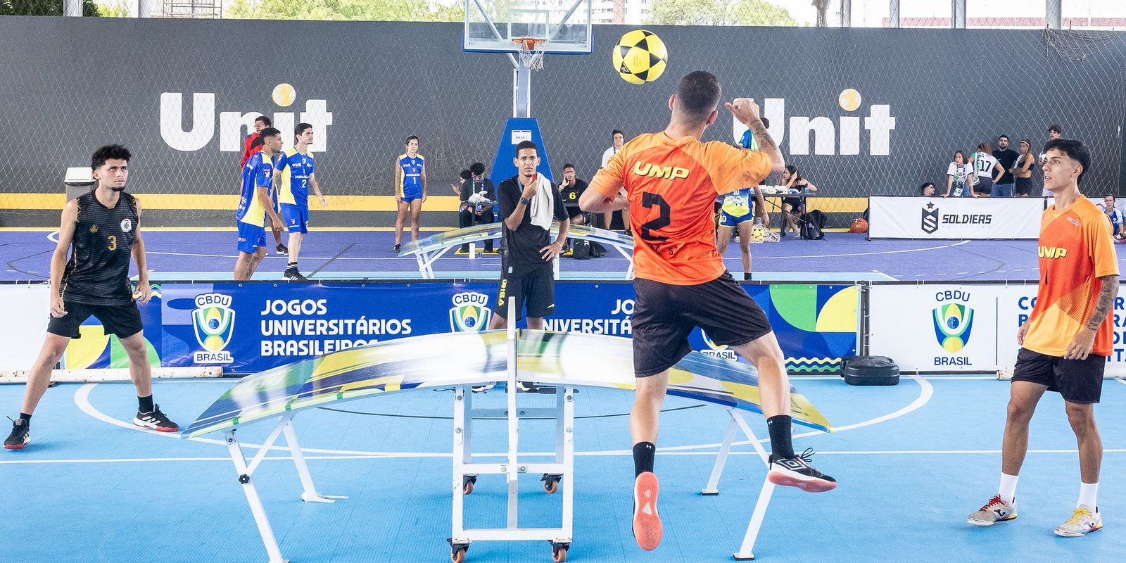 Esporte universitário: como ele constrói a paz em meio a conflitos globais