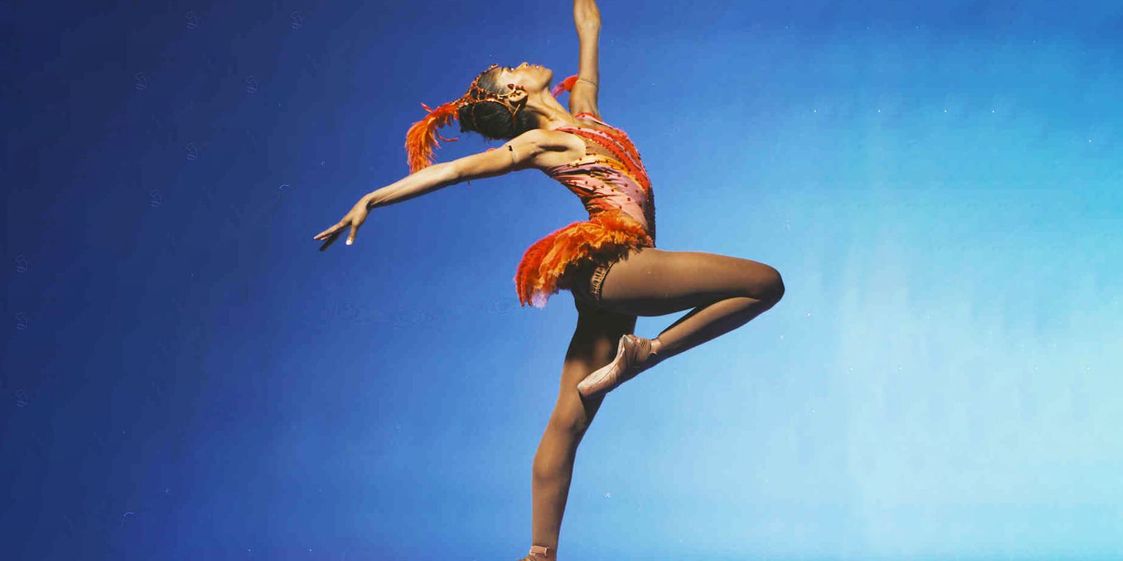 Bailarina brasileira Bethania Nascimento é homenageada em Nova York e denuncia racismo no balé