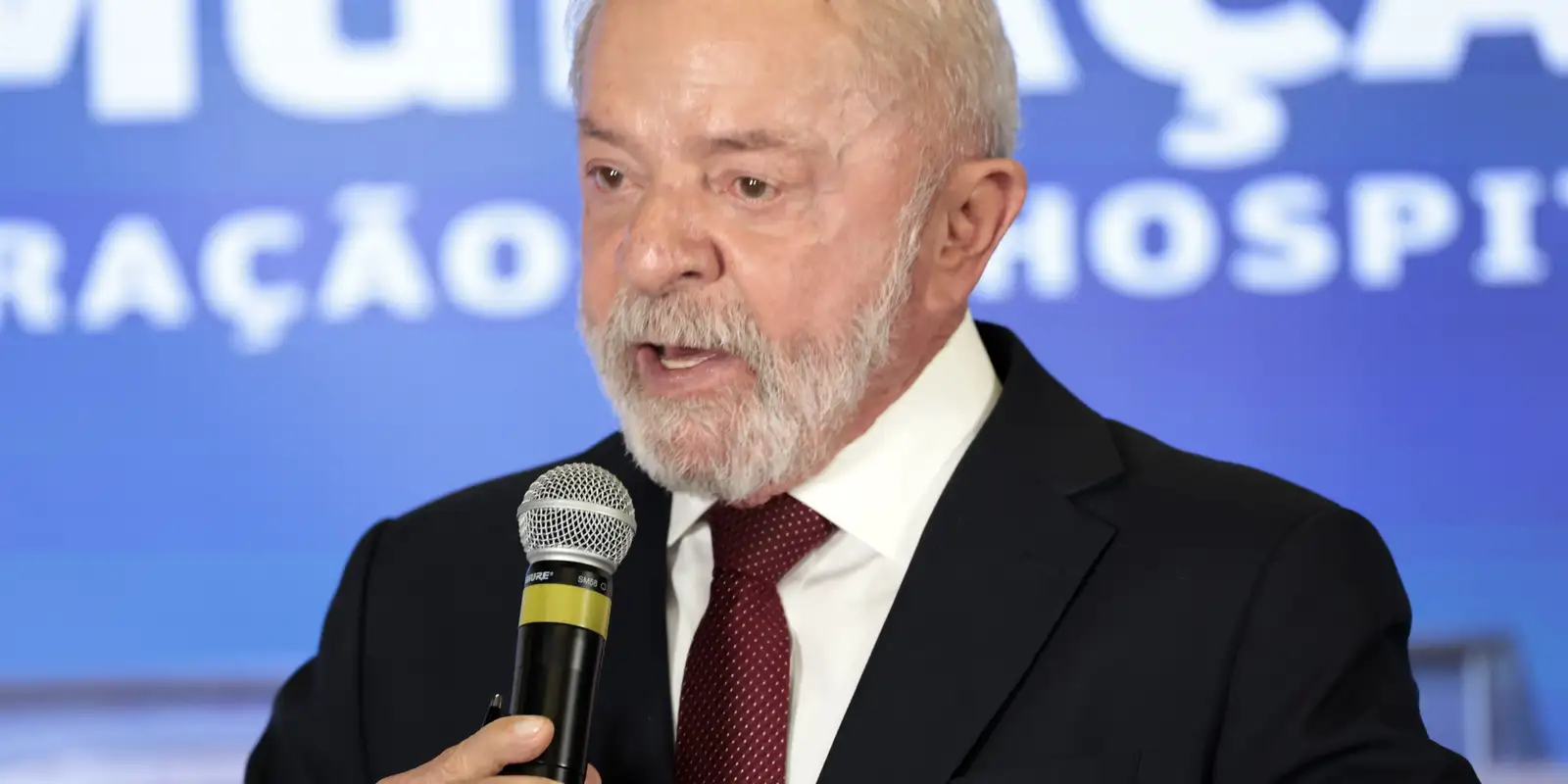 Lula planeja incluir devedores do FIES em pacote de renegociação de dívidas do governo
