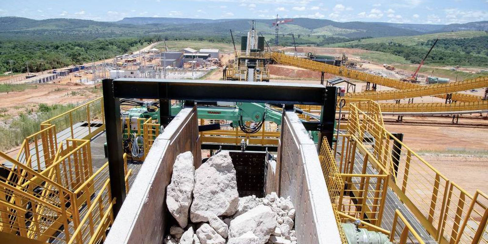 Terras raras, minerais estratégicos e críticos: pare de confundi-los e entenda o impacto global