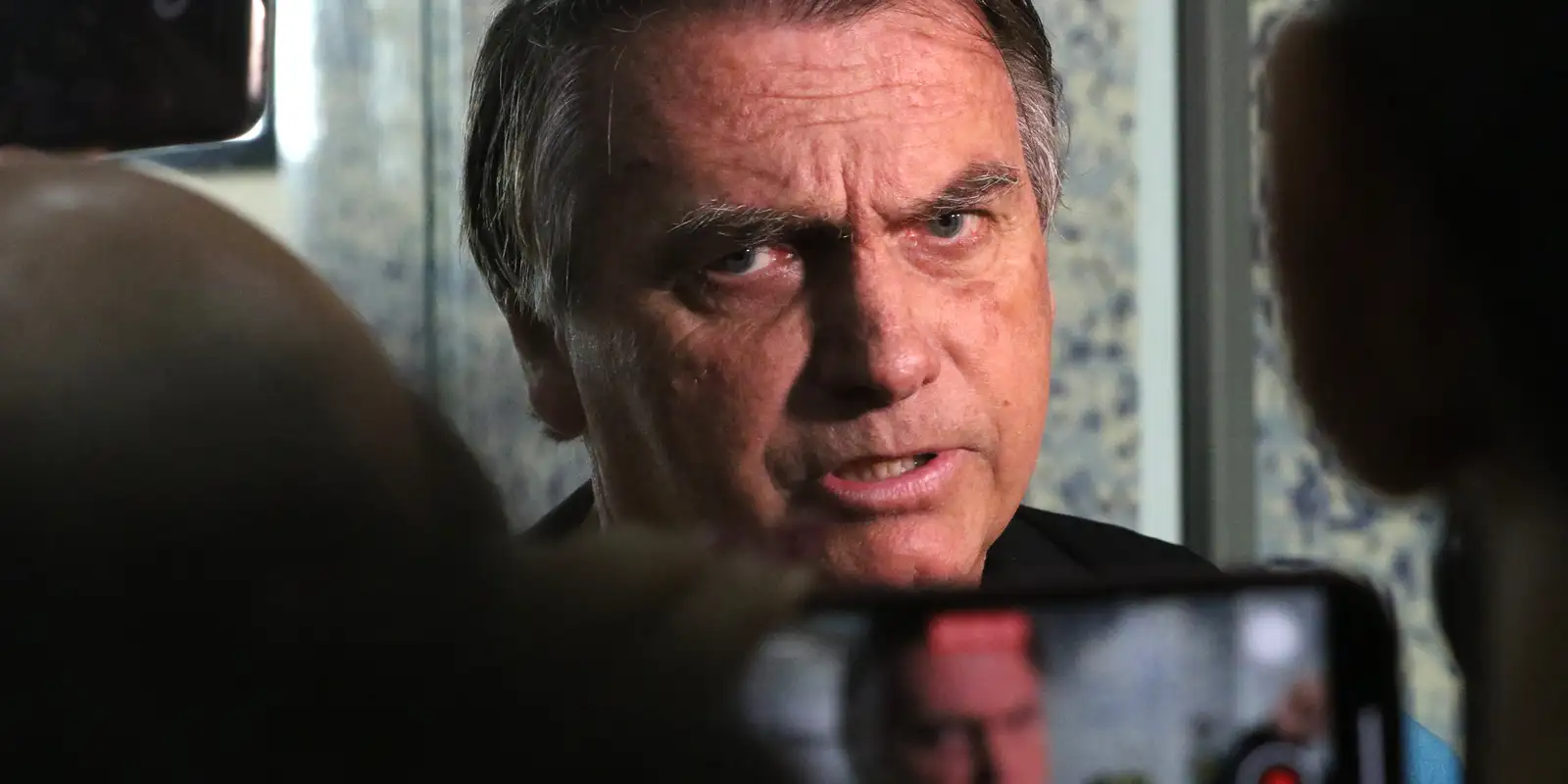 STM reúne documentos da carreira militar de Bolsonaro para decidir sobre perda de patente