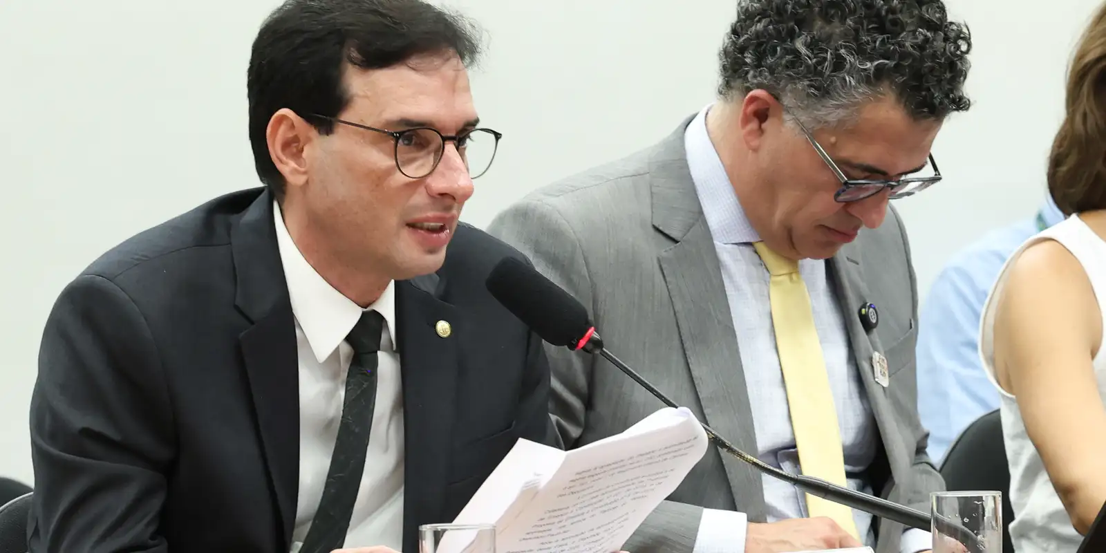 Fim da escala 6×1: entenda a proposta que garante folga aos domingos e nova jornada