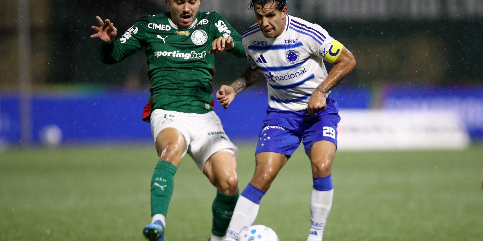 Flamengo pode assumir a liderança após tropeço do Palmeiras no Brasileirão; veja o cenário